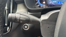 Volvo XC40 2.0 B3P Ultra Dark 5dr Auto Petrol Estate